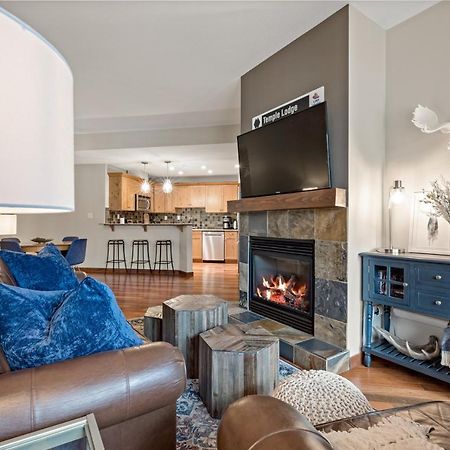 Ridgeview Loft - Top Floor 2 Bed 2 Bath, Amazing Views Canmore Exteriör bild